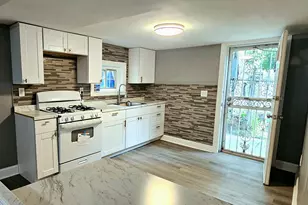 2411 N Lawrence St, Philadelphia, PA 19133 - Photo 10