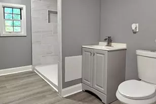 2411 N Lawrence St, Philadelphia, PA 19133 - Photo 6