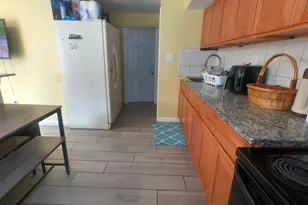 6919 Sylvester St, Philadelphia, PA 19149 - Photo 12