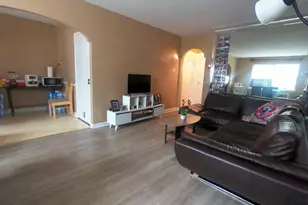 6919 Sylvester St, Philadelphia, PA 19149 - Photo 10