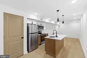 863 N 43rd St, Philadelphia, PA 19104 - Photo 2