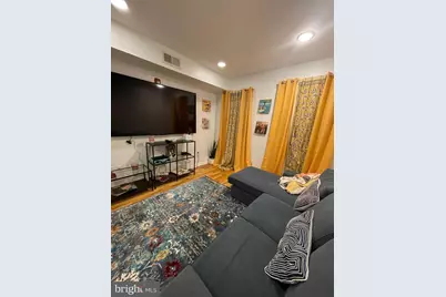217 W Girard Avenue #2, Philadelphia, PA 19123 - Photo 2