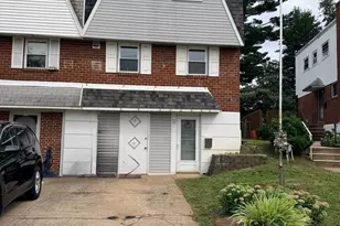 9021 Eastview Rd, Philadelphia, PA 19152 - Photo 2
