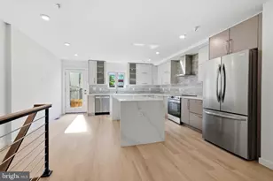 1517 Bodine Street N, Philadelphia, PA 19122 - Photo 4