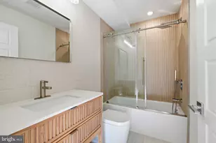 1517 Bodine Street N, Philadelphia, PA 19122 - Photo 8