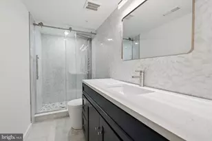 1517 Bodine Street N, Philadelphia, PA 19122 - Photo 38