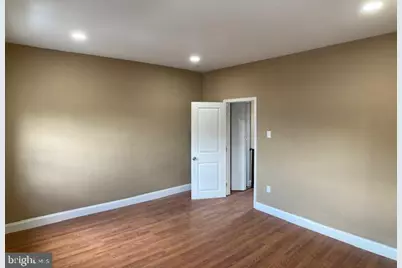 2557 N 17th Street, Philadelphia, PA 19132 - Photo 2