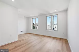 1517 Bodine Street N, Philadelphia, PA 19122 - Photo 2