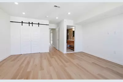 1517 Bodine Street N #B, Philadelphia, PA 19122 - Photo 1