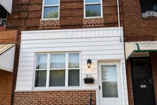 911 Wolf St, Philadelphia, PA 19148 - Photo 1