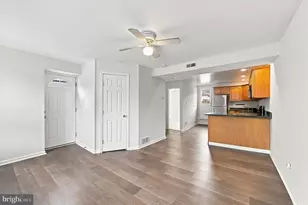 400 Green Ln, Philadelphia, PA 19128 - Photo 4