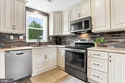 4022 Wells Street, Philadelphia, PA 19135 - Photo 8