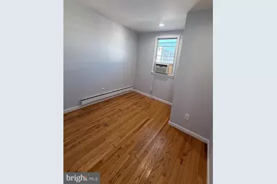 2425 S Warnock Street, Philadelphia, PA 19148 - Photo 12