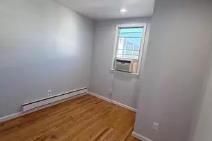 2425 S Warnock St, Philadelphia, PA 19148 - Photo 12