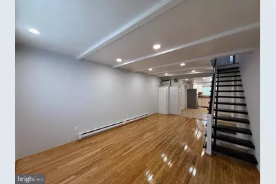 2425 S Warnock Street, Philadelphia, PA 19148 - Photo 1