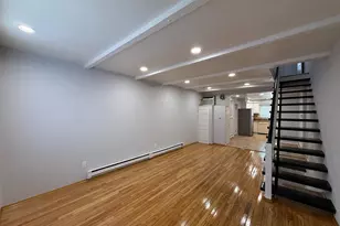 2425 S Warnock St, Philadelphia, PA 19148 - Photo 1