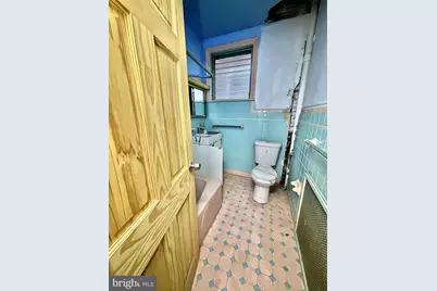1627 S 8th Street, Philadelphia, PA 19148 - Photo 12