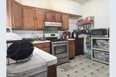 2205 S 24th Street, Philadelphia, PA 19145 - Photo 6