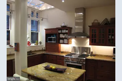 235 S 21st Street #1F, Philadelphia, PA 19103 - Photo 14