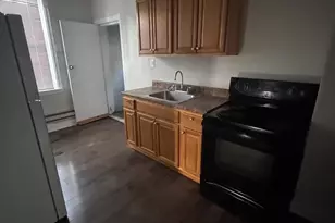925 W Seltzer St, Philadelphia, PA 19133 - Photo 6