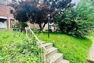 1839 Stanwood St, Philadelphia, PA 19152 - Photo 2