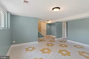 542 Burgess St, Philadelphia, PA 19116 - Photo 24