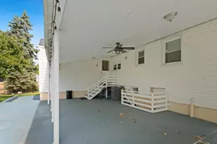 542 Burgess St, Philadelphia, PA 19116 - Photo 32