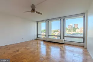 210 Locust, Philadelphia, PA 19106 - Photo 2