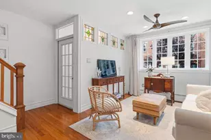 926 Catharine St, Philadelphia, PA 19147 - Photo 4
