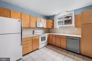 2336 S Carlisle St, Philadelphia, PA 19145 - Photo 6