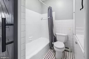 2336 S Carlisle St, Philadelphia, PA 19145 - Photo 12