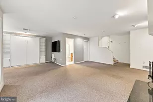 114 Bainbridge St, Philadelphia, PA 19147 - Photo 32