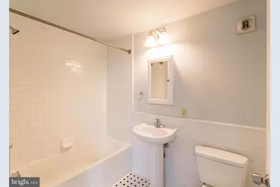 412-26 S 13th Street #UNIT 202, Philadelphia, PA 19147 - Photo 6