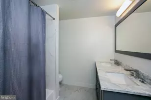 2233 Latona St, Philadelphia, PA 19146 - Photo 12