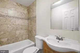 2238 N Park Ave, Philadelphia, PA 19132 - Photo 12