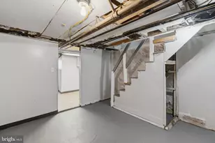 425 W Wellens Ave, Philadelphia, PA 19120 - Photo 24
