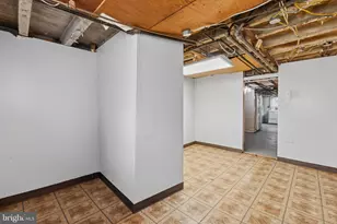 425 W Wellens Ave, Philadelphia, PA 19120 - Photo 22