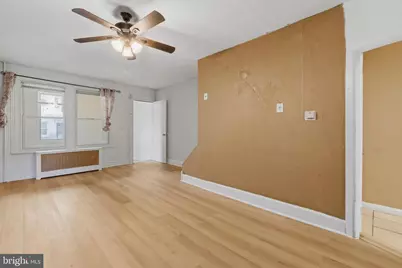 425 W Wellens Avenue, Philadelphia, PA 19120 - Photo 6