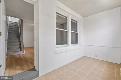 425 W Wellens Avenue, Philadelphia, PA 19120 - Photo 2