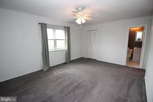 7915 Fairfield St, Philadelphia, PA 19152 - Photo 8
