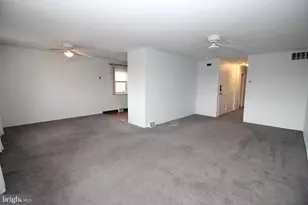 7915 Fairfield St, Philadelphia, PA 19152 - Photo 6