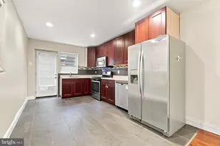 1717 S Chadwick St, Philadelphia, PA 19145 - Photo 4
