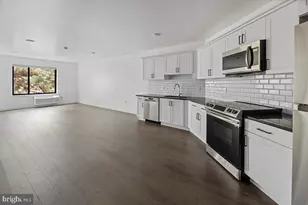 404 Fountain St, Philadelphia, PA 19128 - Photo 1