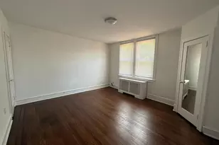373 E Cliveden St, Philadelphia, PA 19119 - Photo 30