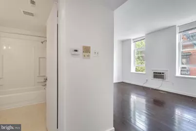 2137 Spruce Street #4, Philadelphia, PA 19103 - Photo 6