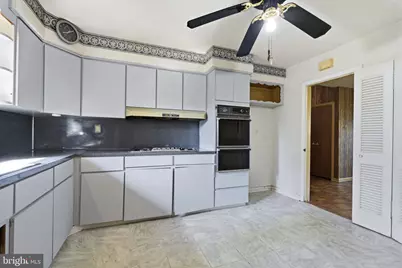 9219 Burbank Road, Philadelphia, PA 19115 - Photo 8