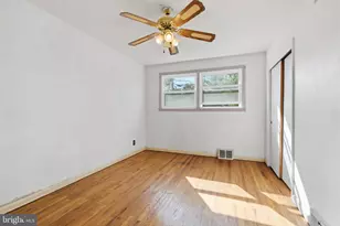 9219 Burbank Rd, Philadelphia, PA 19115 - Photo 20