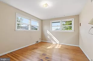 9219 Burbank Rd, Philadelphia, PA 19115 - Photo 12