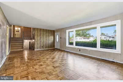 9219 Burbank Road, Philadelphia, PA 19115 - Photo 6