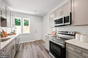 1207 S Harmony St, Philadelphia, PA 19146 - Photo 12